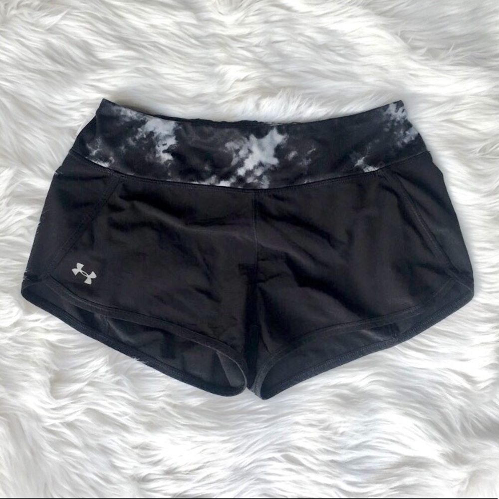 Under armour black shorts small